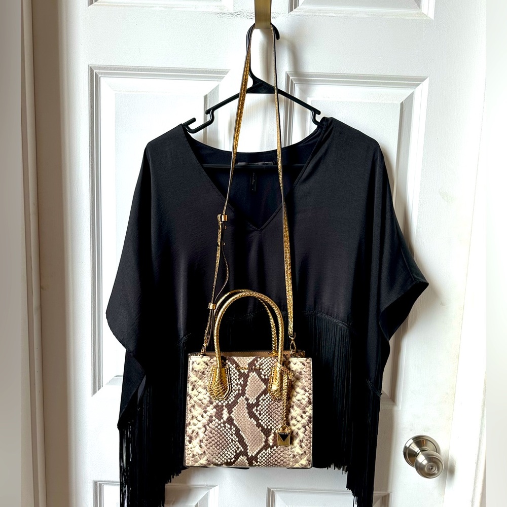 Michael Kors Crossbody convertible